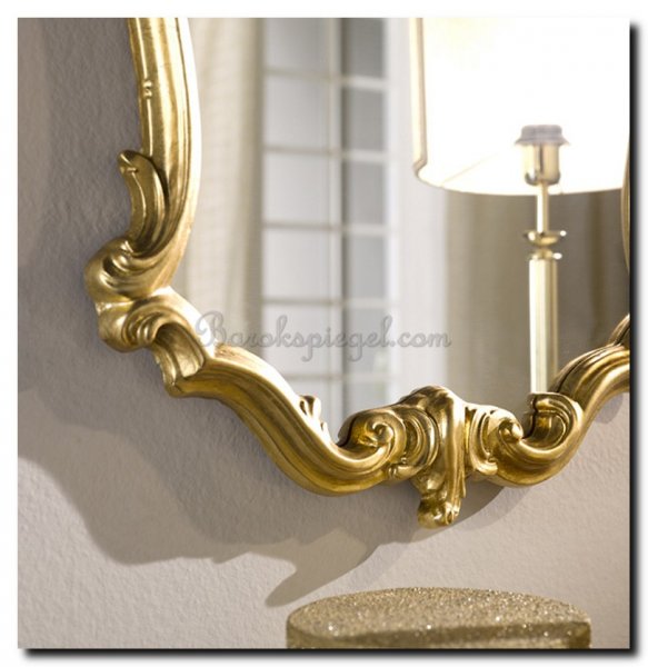 stijlvolle-venetiaanse-spiegel-met-kuif-gouden-lij