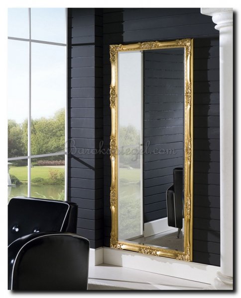 grote-spiegel-goud-op-antraciet-muur