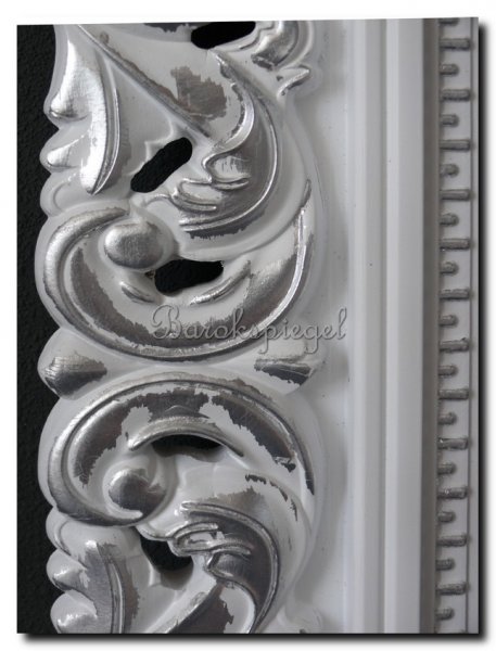 ornament-barok-spiegel-wit-met-zilver-details-jpg